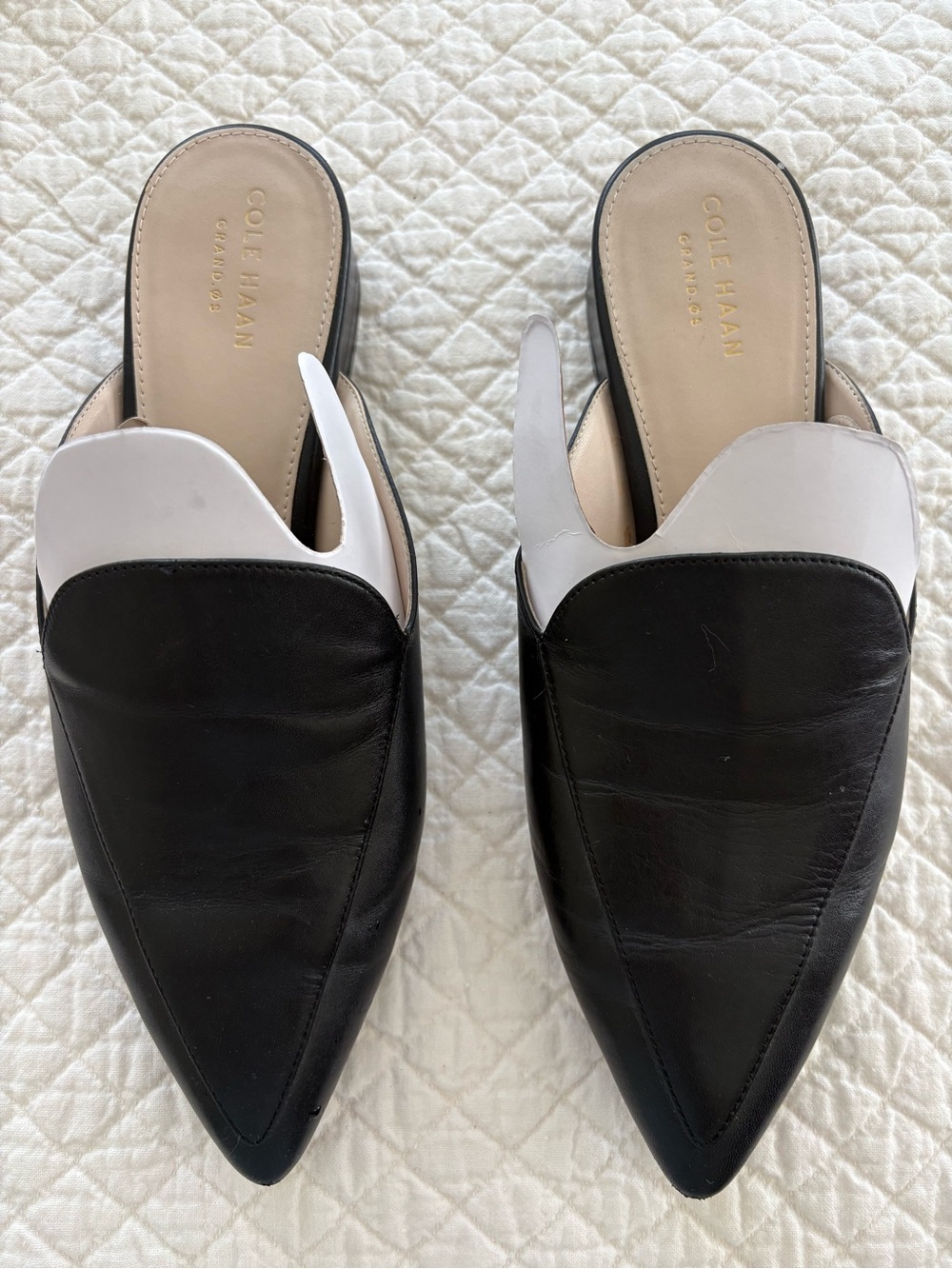 Cole Haan Piper Black Leather Slip-On Mules Size 8B Shoes